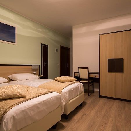 Albergo Ristorante Bismantova Castelnovo ne' Monti Eksteriør billede
