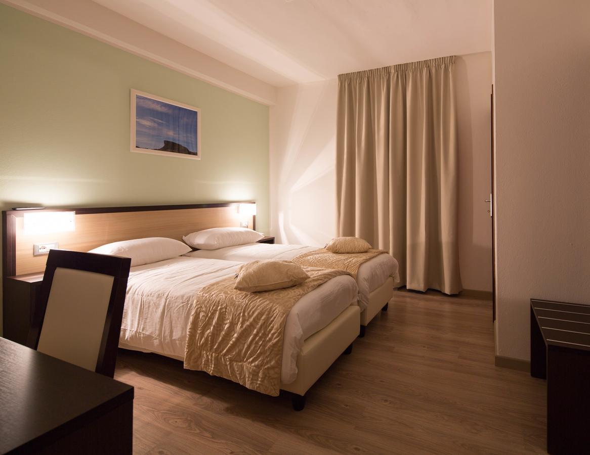 Albergo Ristorante Bismantova Castelnovo ne' Monti Eksteriør billede